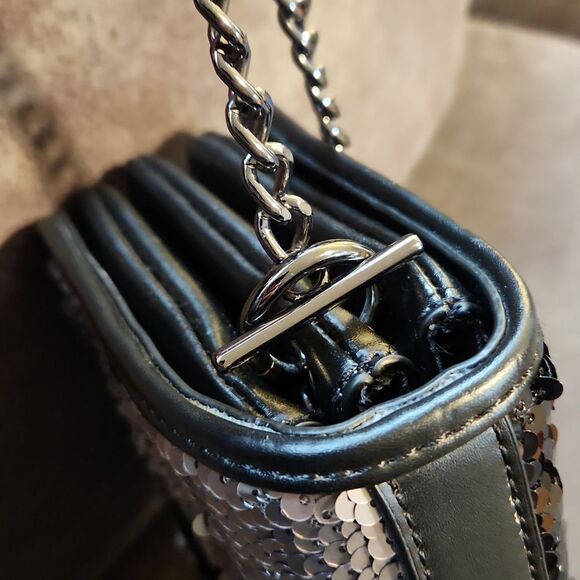Fiorelli Purse Est. 1988 Made In London Silver Sequin Crossbody Bag Clutch - Picture 14 of 14